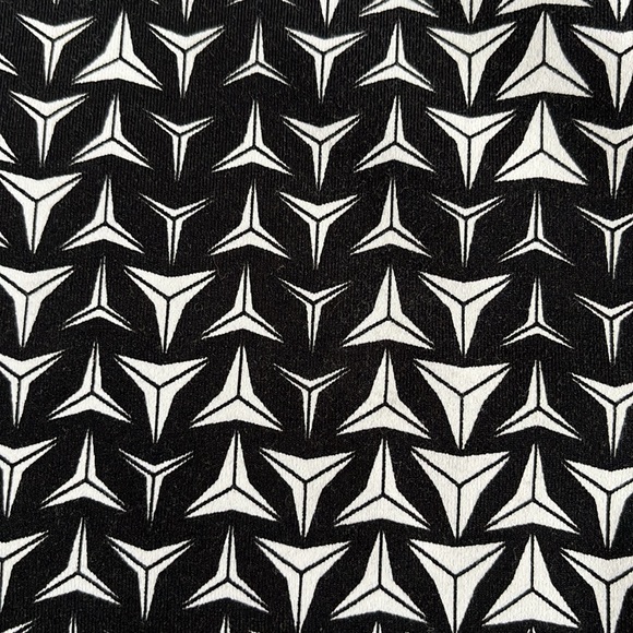 Victoria's Secret Sport Knockout Tight Leggings - Picture 3 of 5